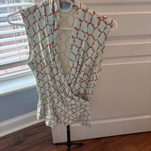 Sleeveless J McLaughlin top